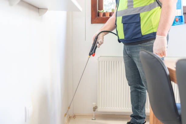 Best Exterminator Services  in Mcclure, PA